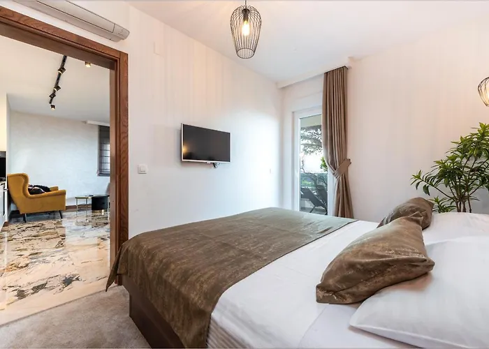 Deluxe Marangun Apartmán *